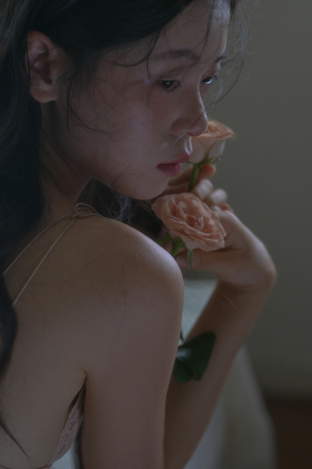 YiTuYu艺图语 Vol.9304 Cai Jing Fan (34P)