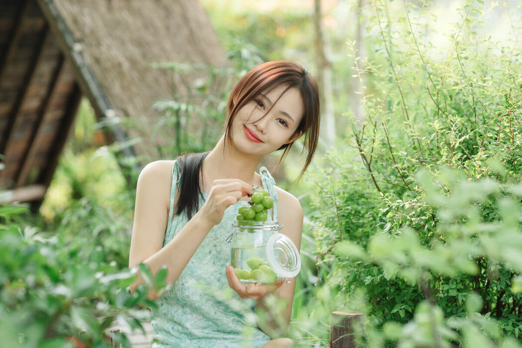 YiTuYu艺图语 Vol.9302 Ka Bi (17P)