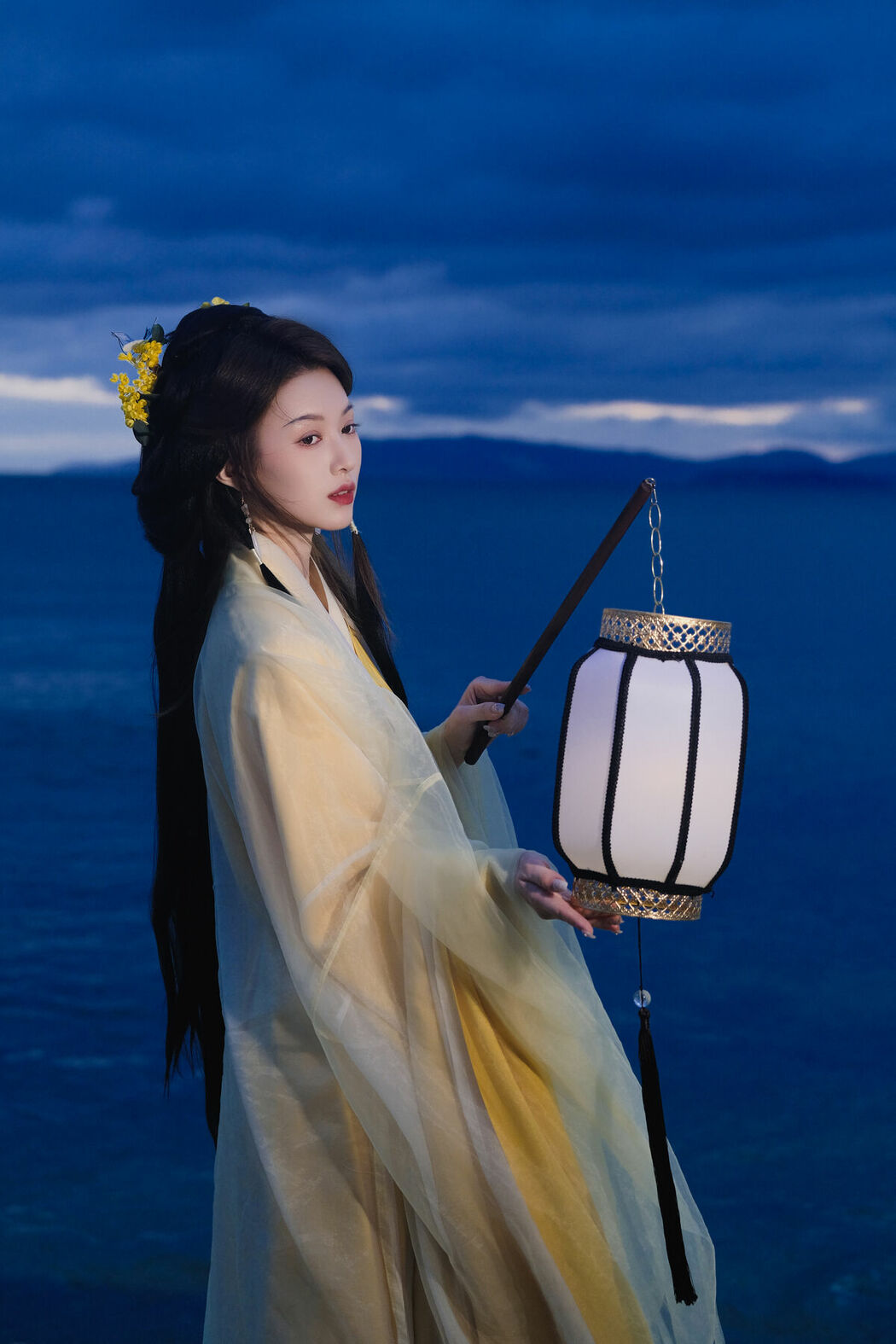 YiTuYu艺图语 Vol.9290 Tian Tian (16P)