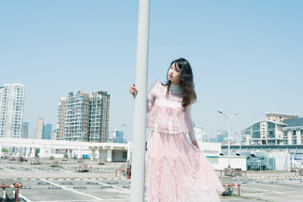 YiTuYu艺图语 Vol.9298 Fen Se Shao Nu (22P)