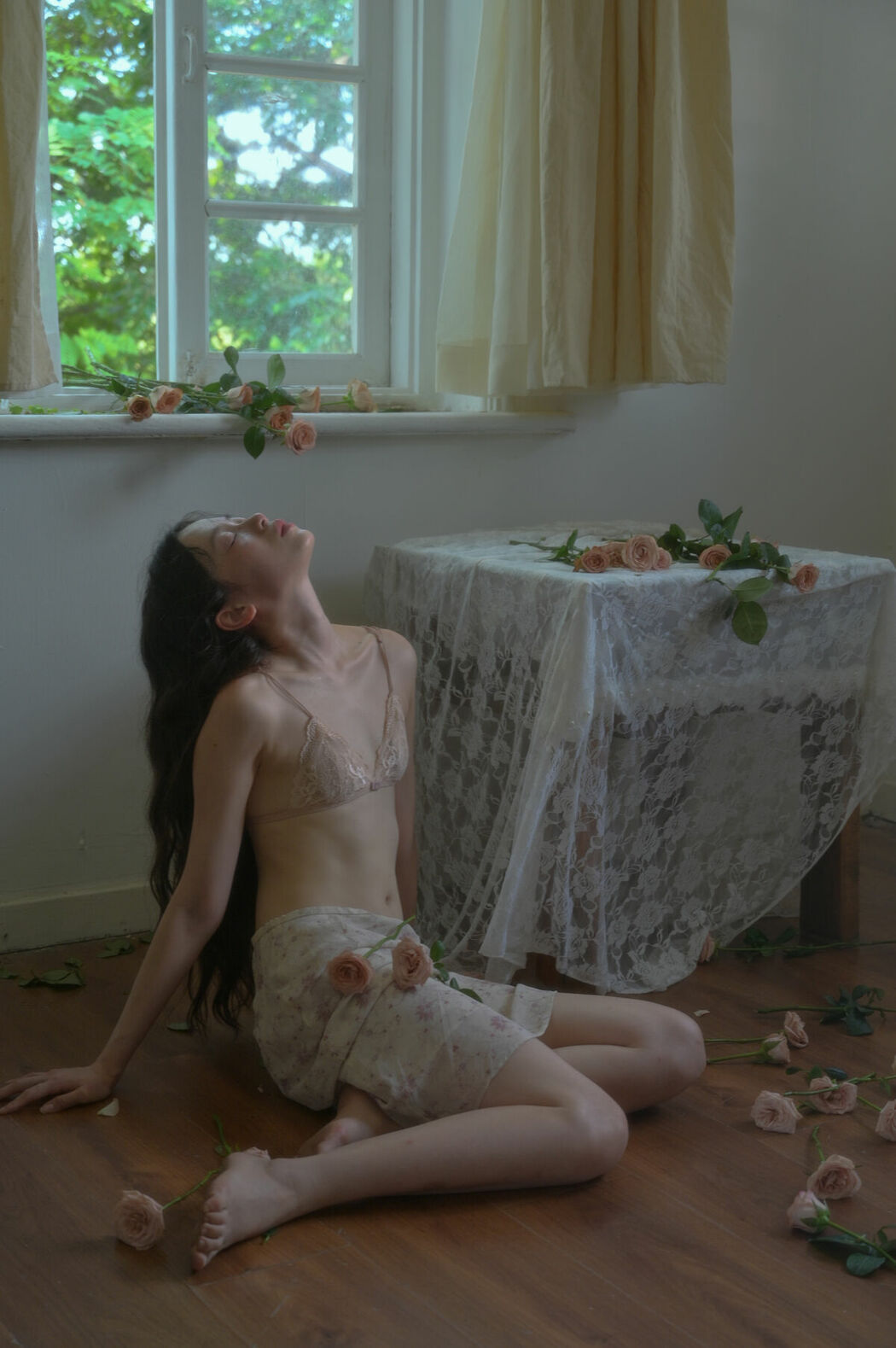 YiTuYu艺图语 Vol.9304 Cai Jing Fan (34P)