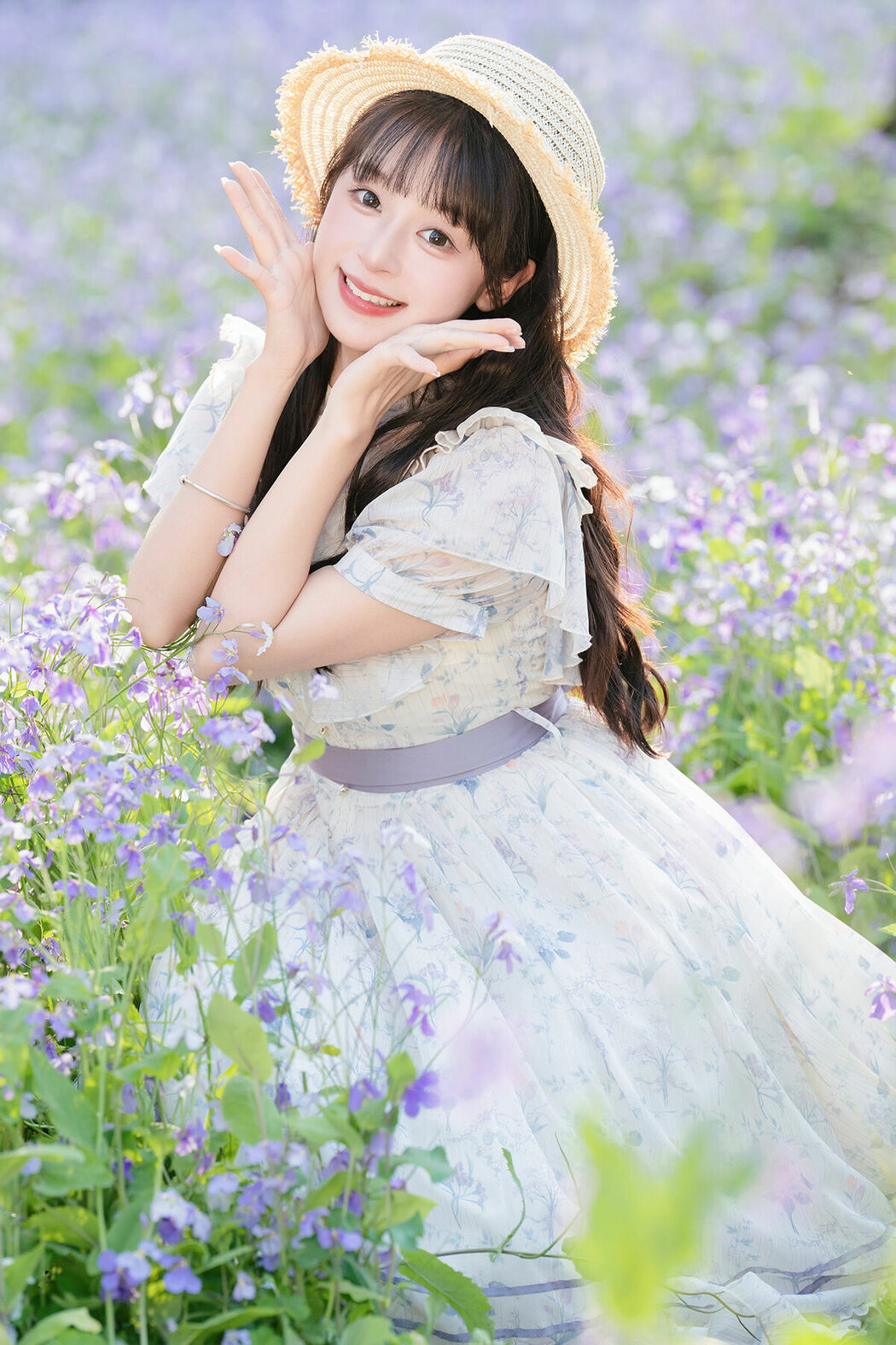 YiTuYu艺图语 Vol.9306 Xia Yu Xiao Nian (23P) Cover Photo