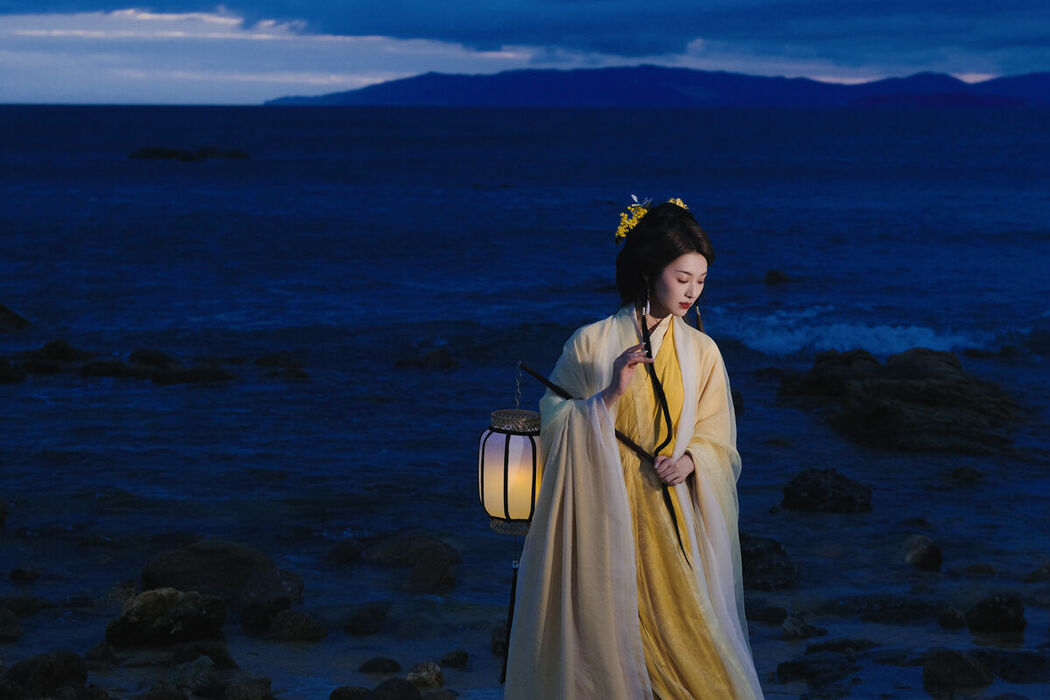 YiTuYu艺图语 Vol.9290 Tian Tian (16P)