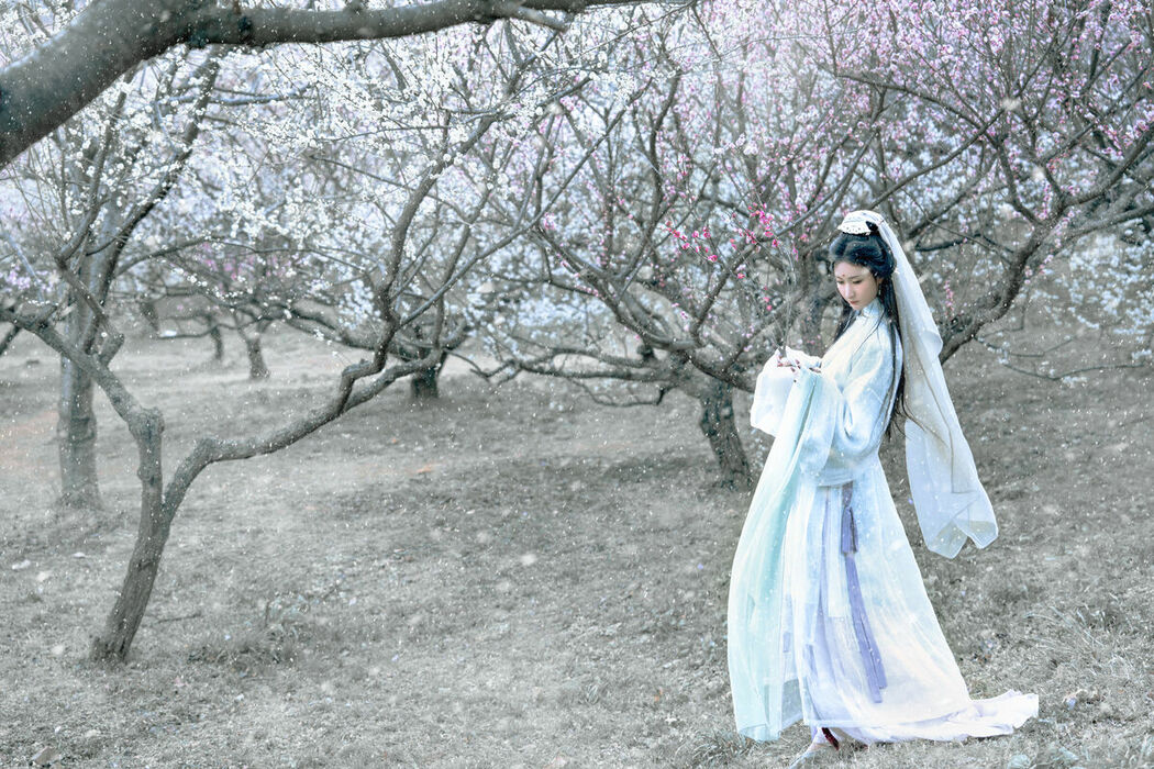 YiTuYu艺图语 Vol.9316 He Li Han (15P)