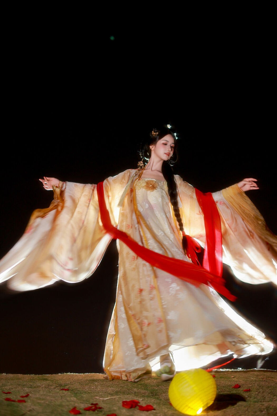 YiTuYu艺图语 Vol.9311 Xiao Du Tong Xue (37P)