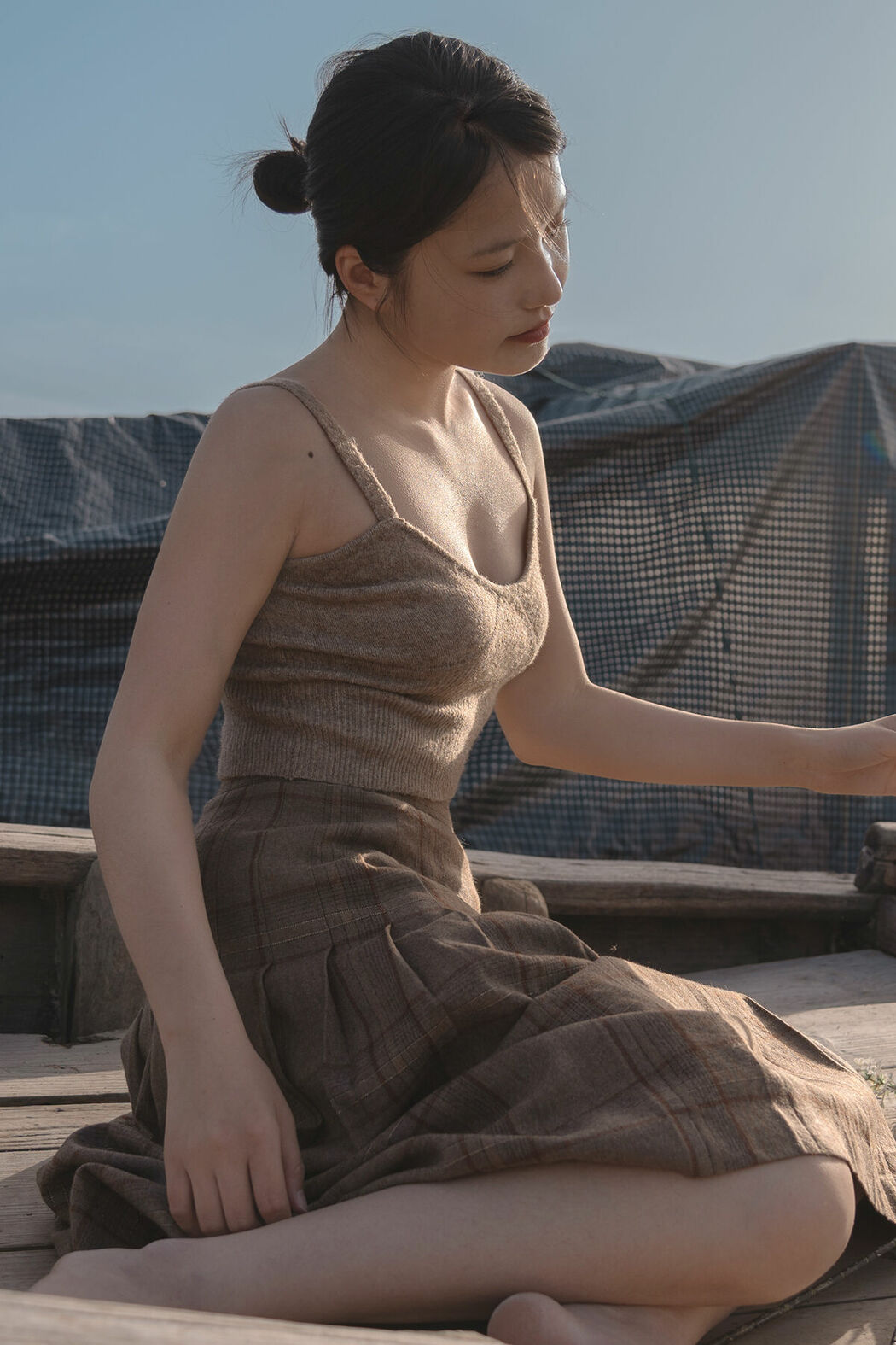 YiTuYu艺图语 Vol.9299 Yi Xin (19P) Cover Photo