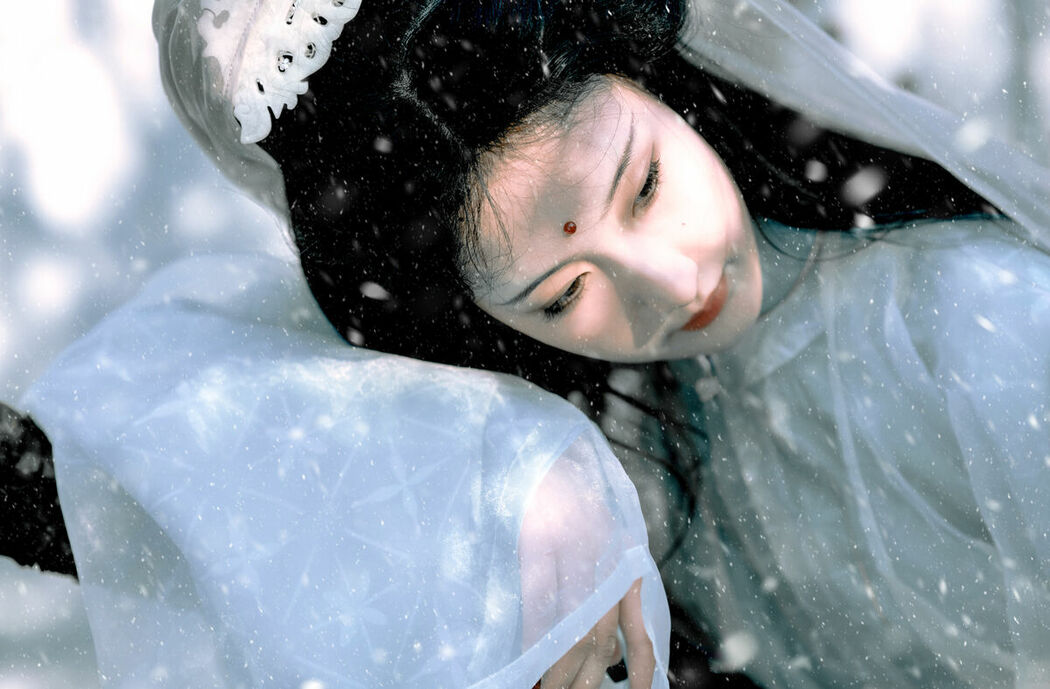 YiTuYu艺图语 Vol.9316 He Li Han (15P)