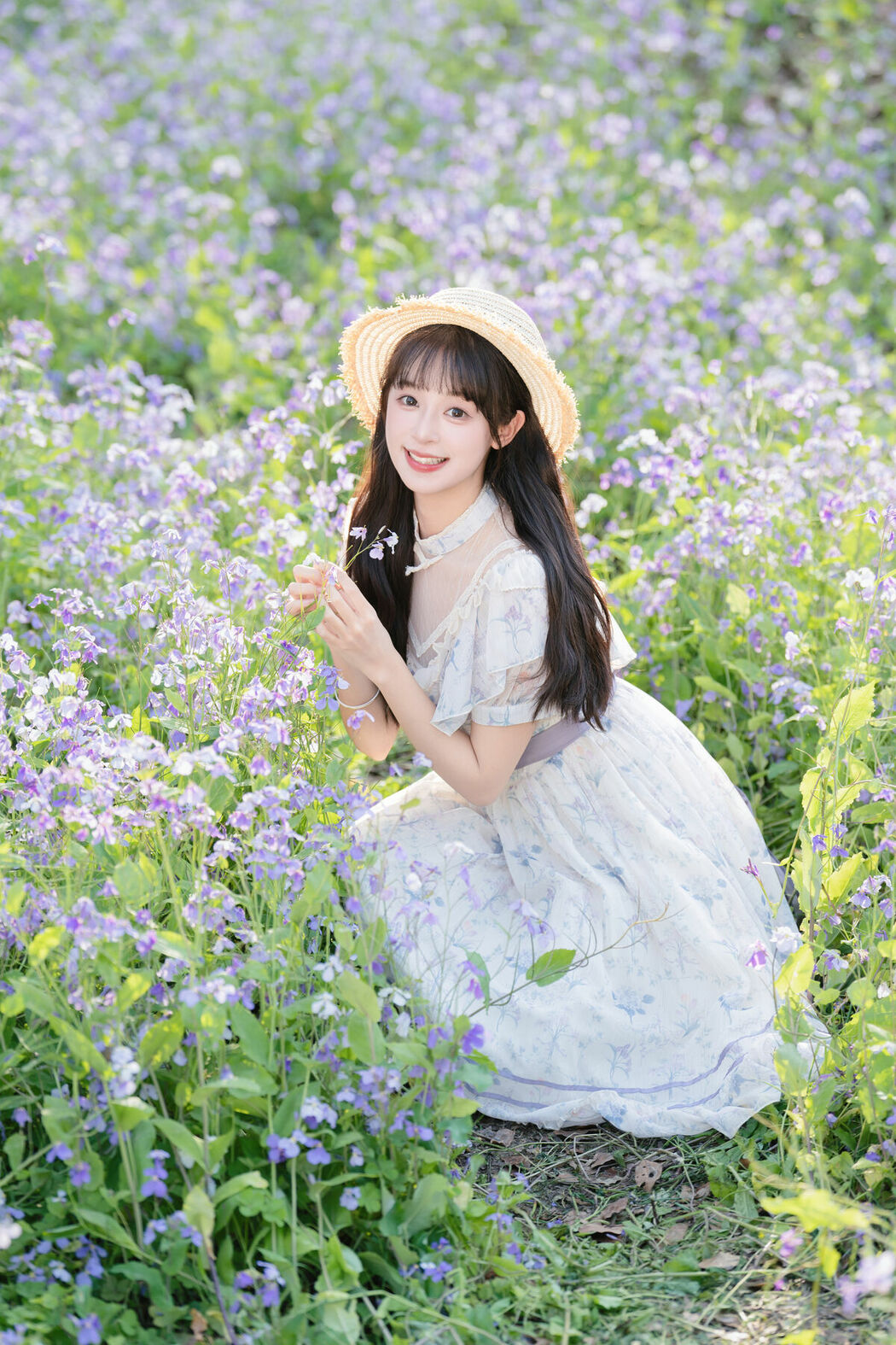 YiTuYu艺图语 Vol.9306 Xia Yu Xiao Nian (23P)