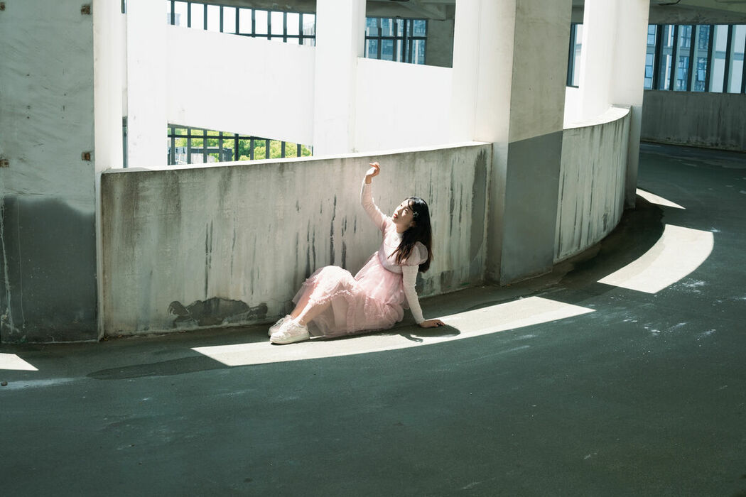 YiTuYu艺图语 Vol.9298 Fen Se Shao Nu (22P)