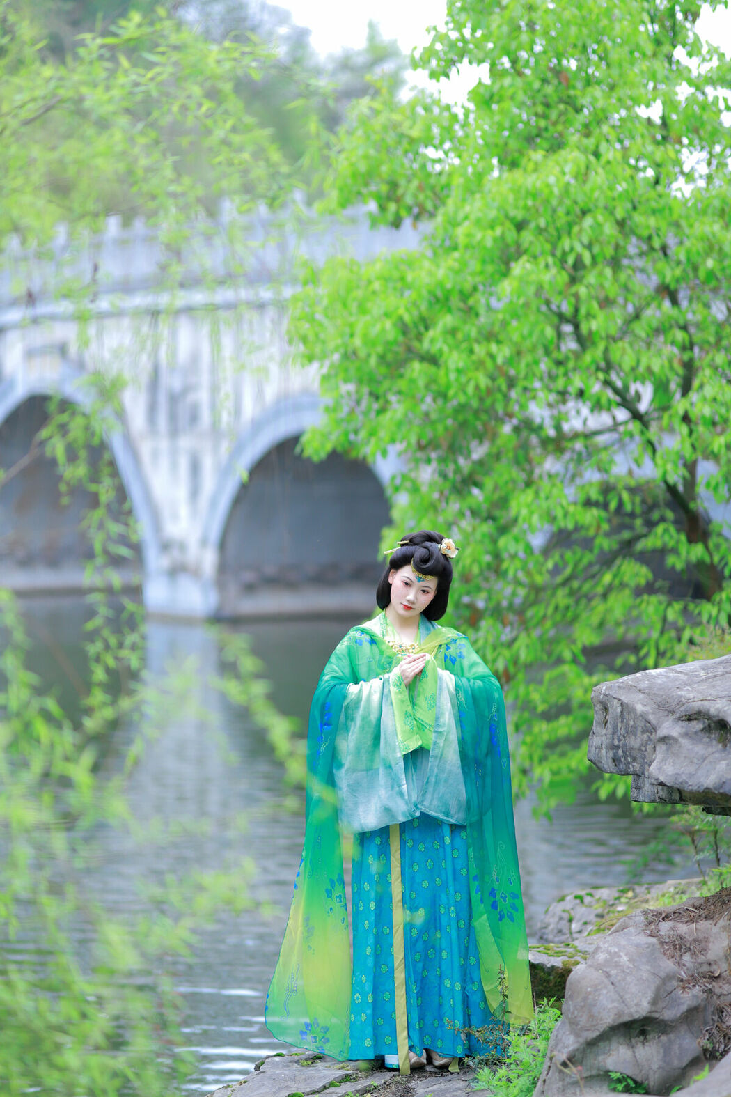 YiTuYu艺图语 Vol.9346 Er Er Er You (17P)