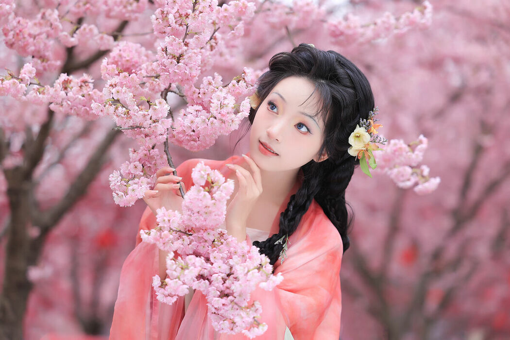 YiTuYu艺图语 Vol.9342 Kimi Fu Kun (16P)