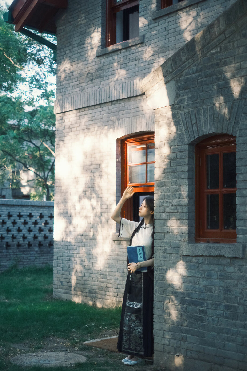 YiTuYu艺图语 Vol.9354 Xu Jia Yue (31P)