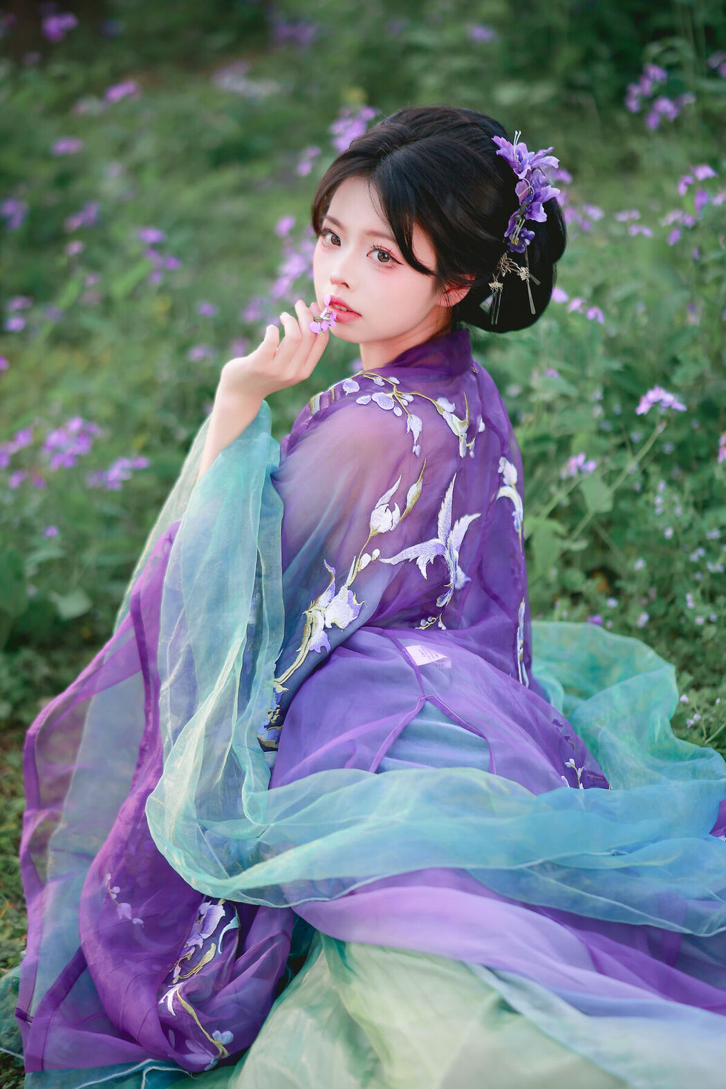 YiTuYu艺图语 Vol.9369 Fei Fei (15P)