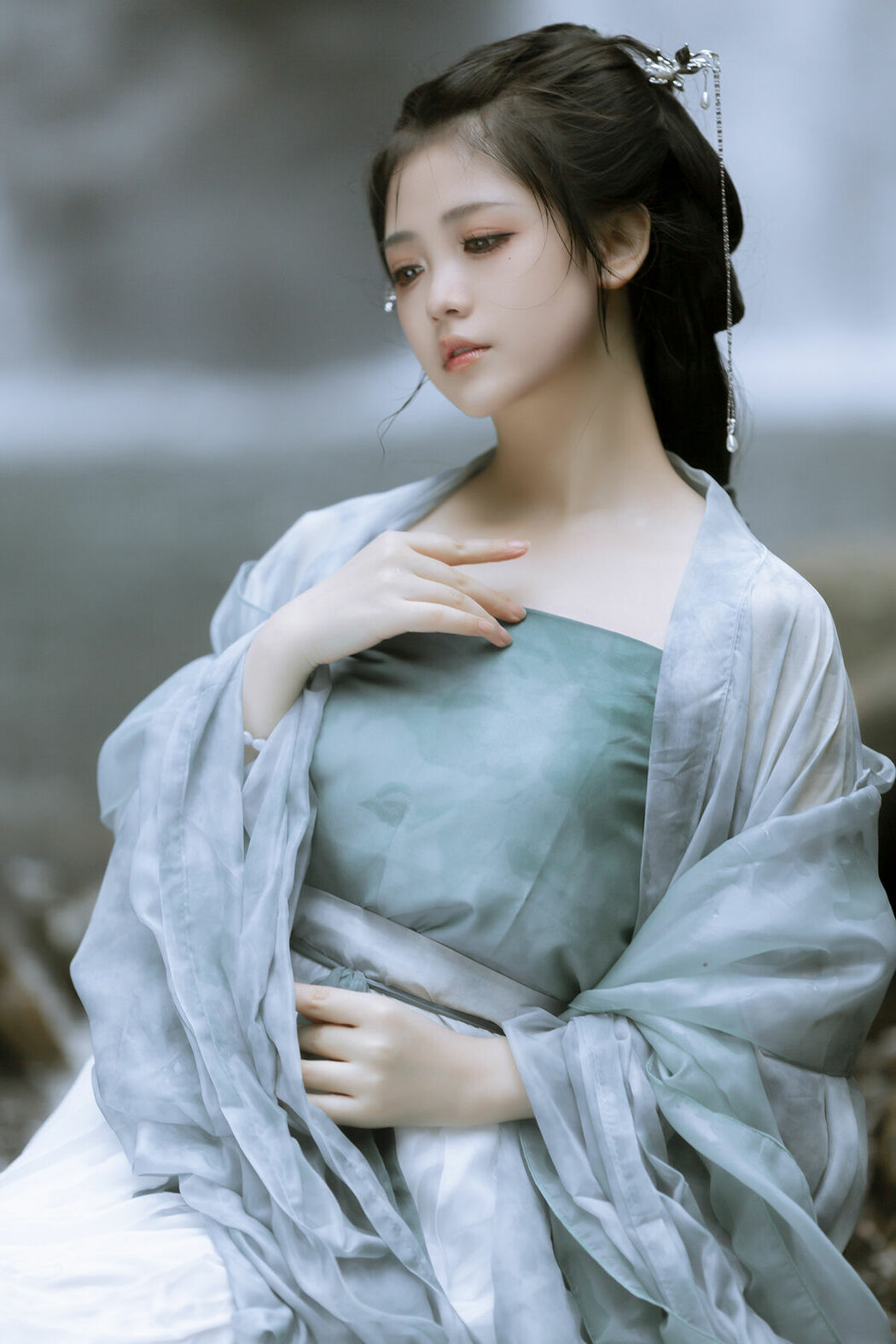 YiTuYu艺图语 Vol.9331 Qi Qi Ry (21P) Cover Photo