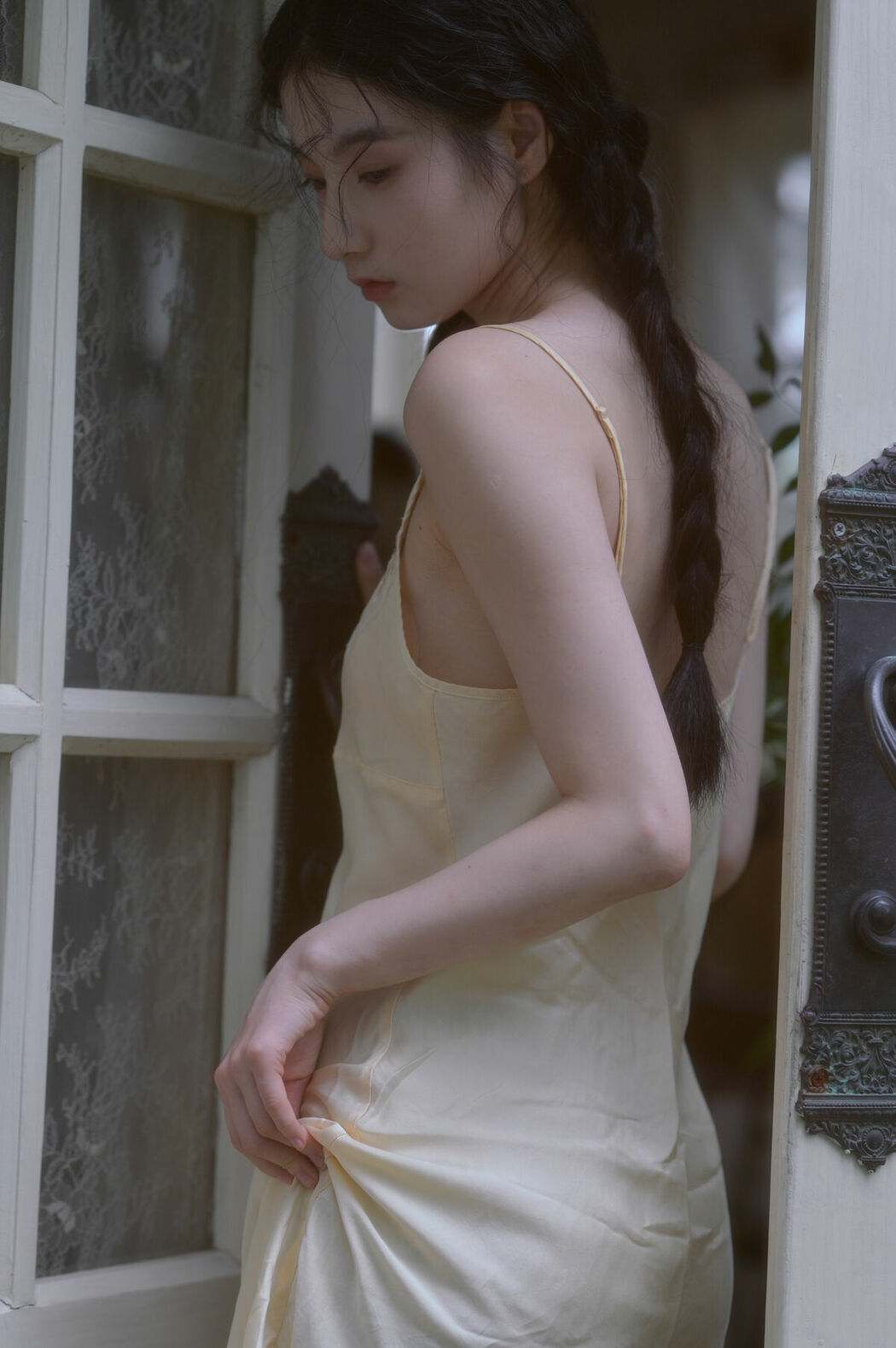 YiTuYu艺图语 Vol.9332 Yi Ming (54P)