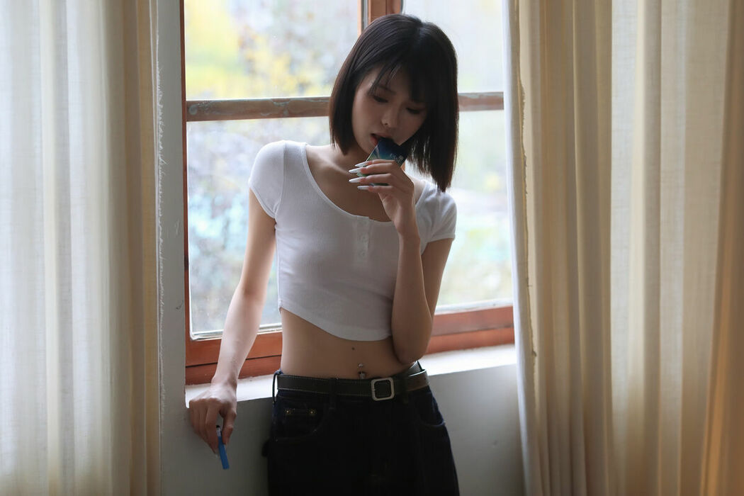 YiTuYu艺图语 Vol.9373 Jie Mo (36P)