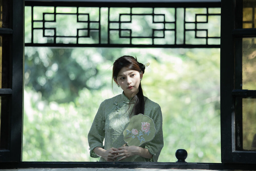 YiTuYu艺图语 Vol.9352 Qu Qi (25P)