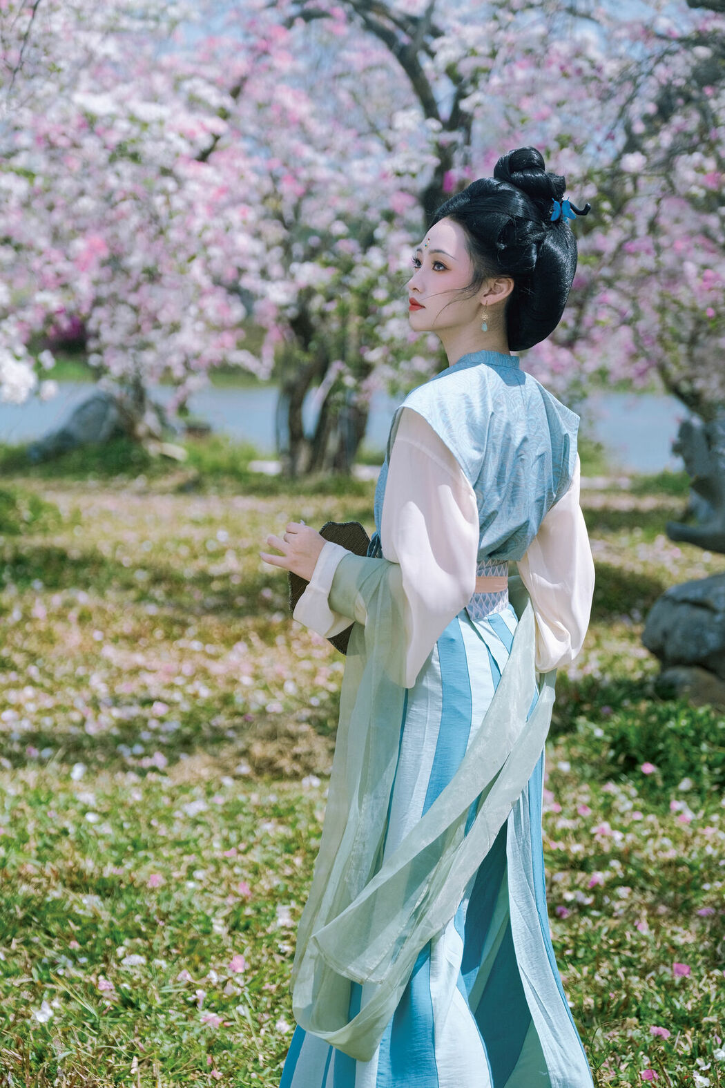 YiTuYu艺图语 Vol.9341 Xiao Lin (17P)