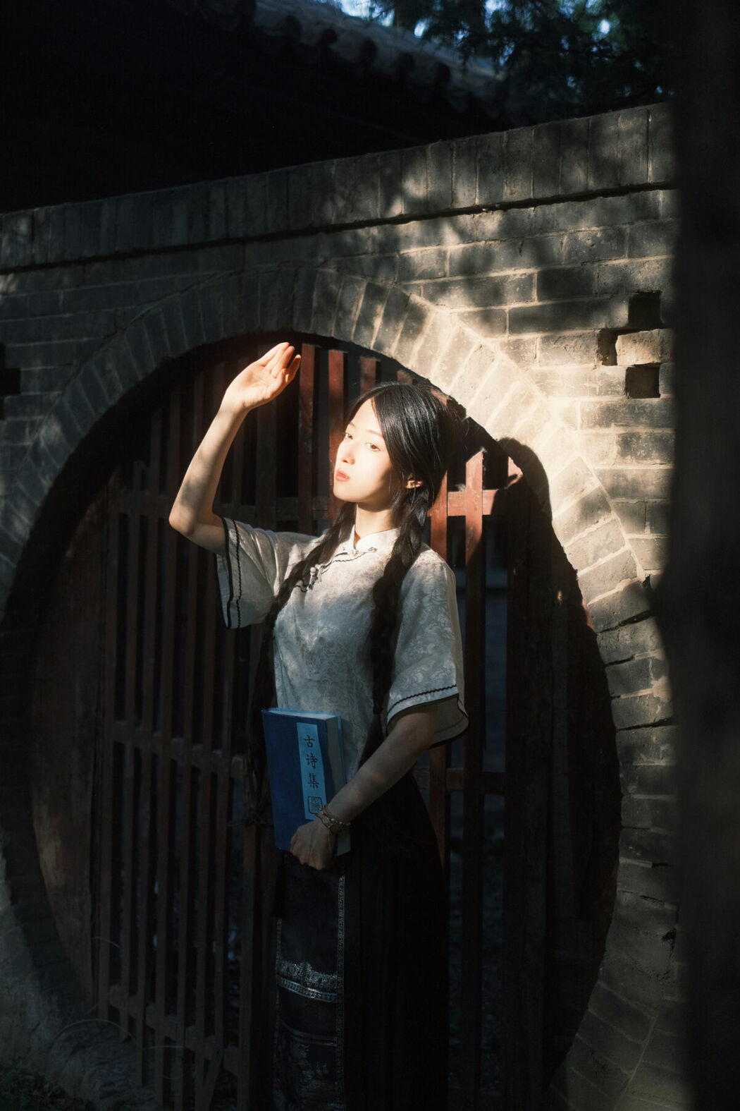 YiTuYu艺图语 Vol.9354 Xu Jia Yue (31P)