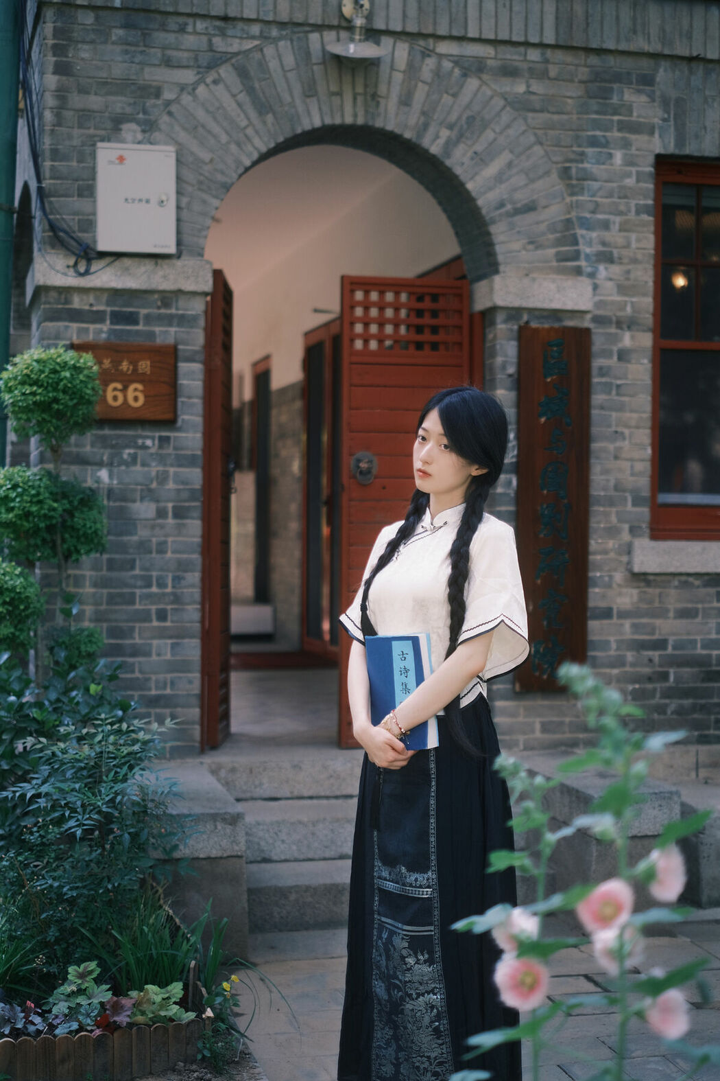 YiTuYu艺图语 Vol.9354 Xu Jia Yue (31P)