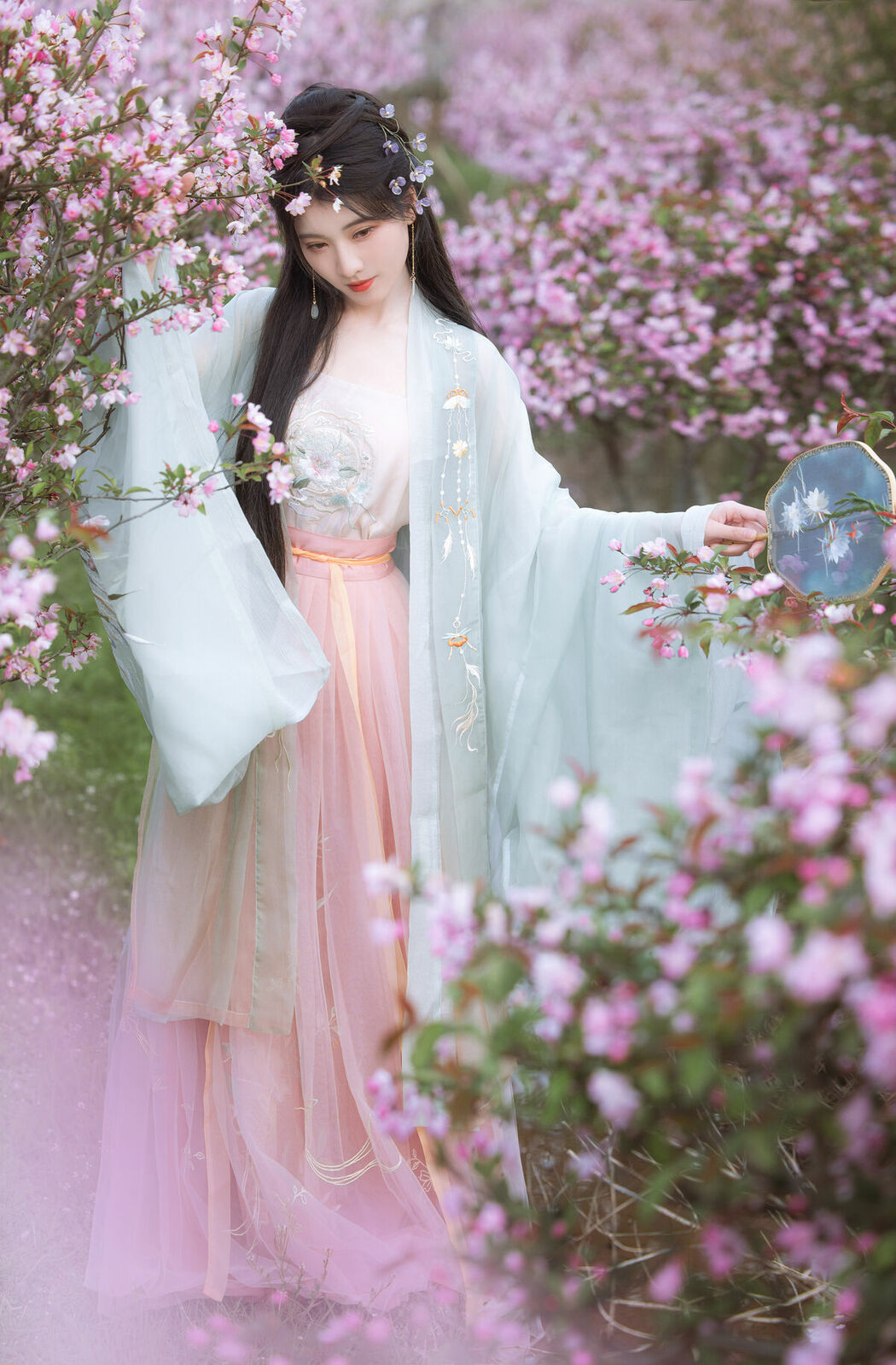 YiTuYu艺图语 Vol.9326 Dang Chu Jiao Ren Jia Xiao Tian Tian (18P)