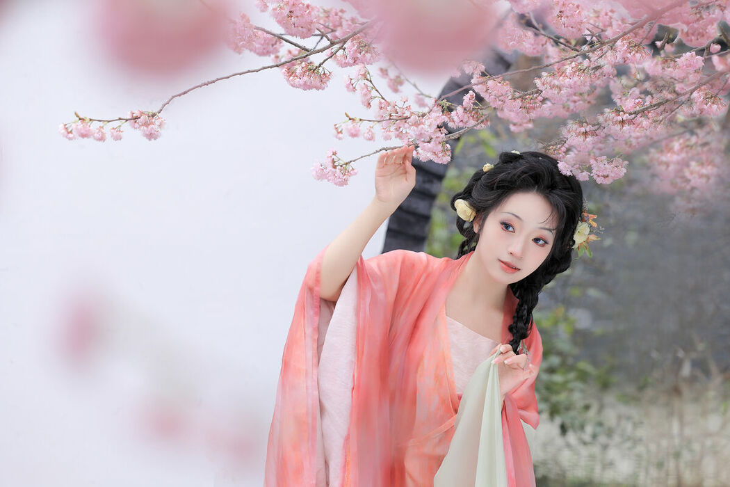 YiTuYu艺图语 Vol.9342 Kimi Fu Kun (16P)