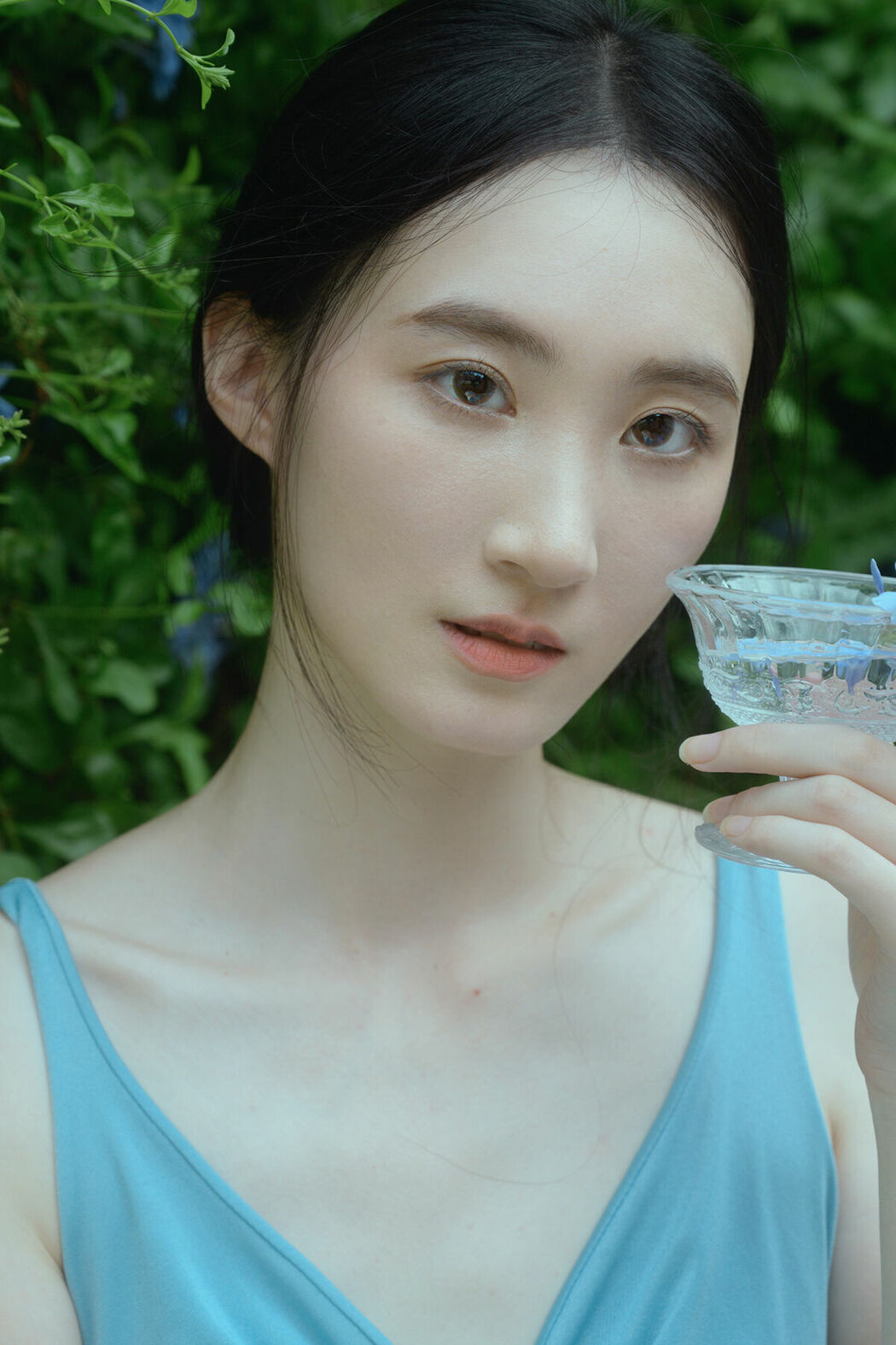 YiTuYu艺图语 Vol.9320 A Ji Yuan Zi (15P) Cover Photo