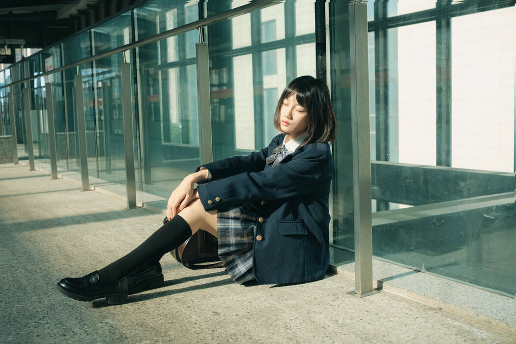 YiTuYu艺图语 Vol.9363 Qi Qi (44P)