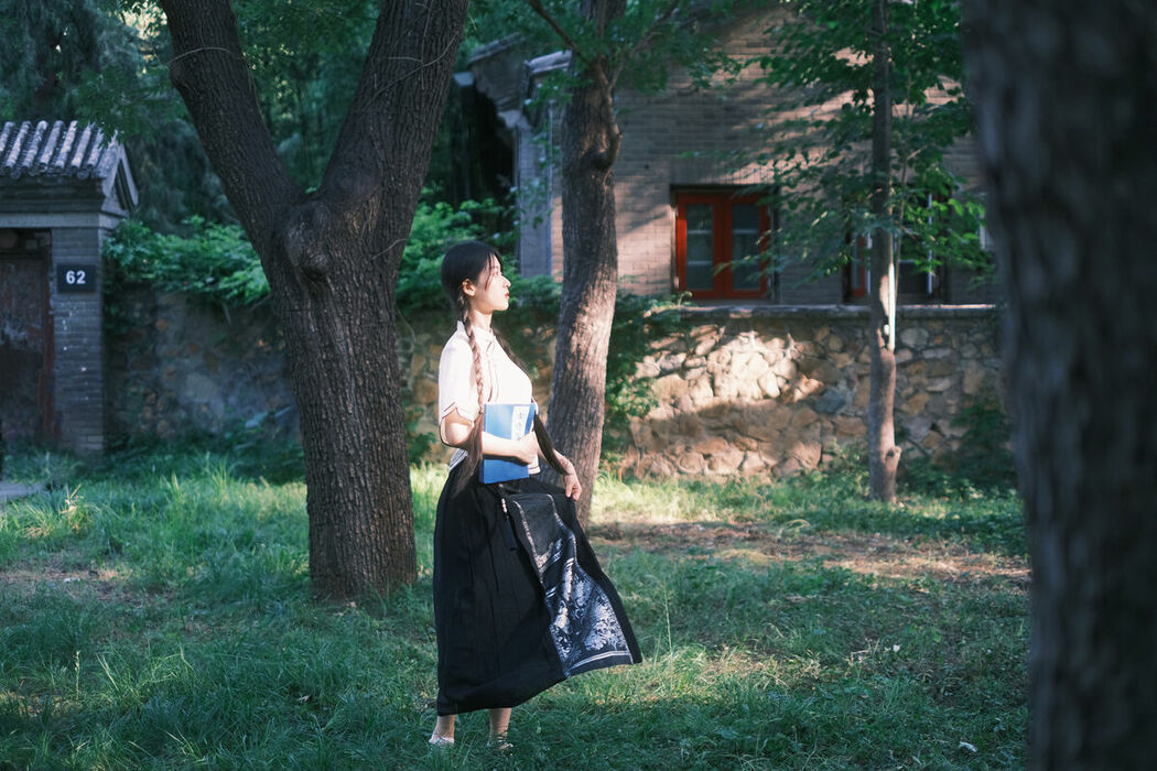 YiTuYu艺图语 Vol.9354 Xu Jia Yue (31P)