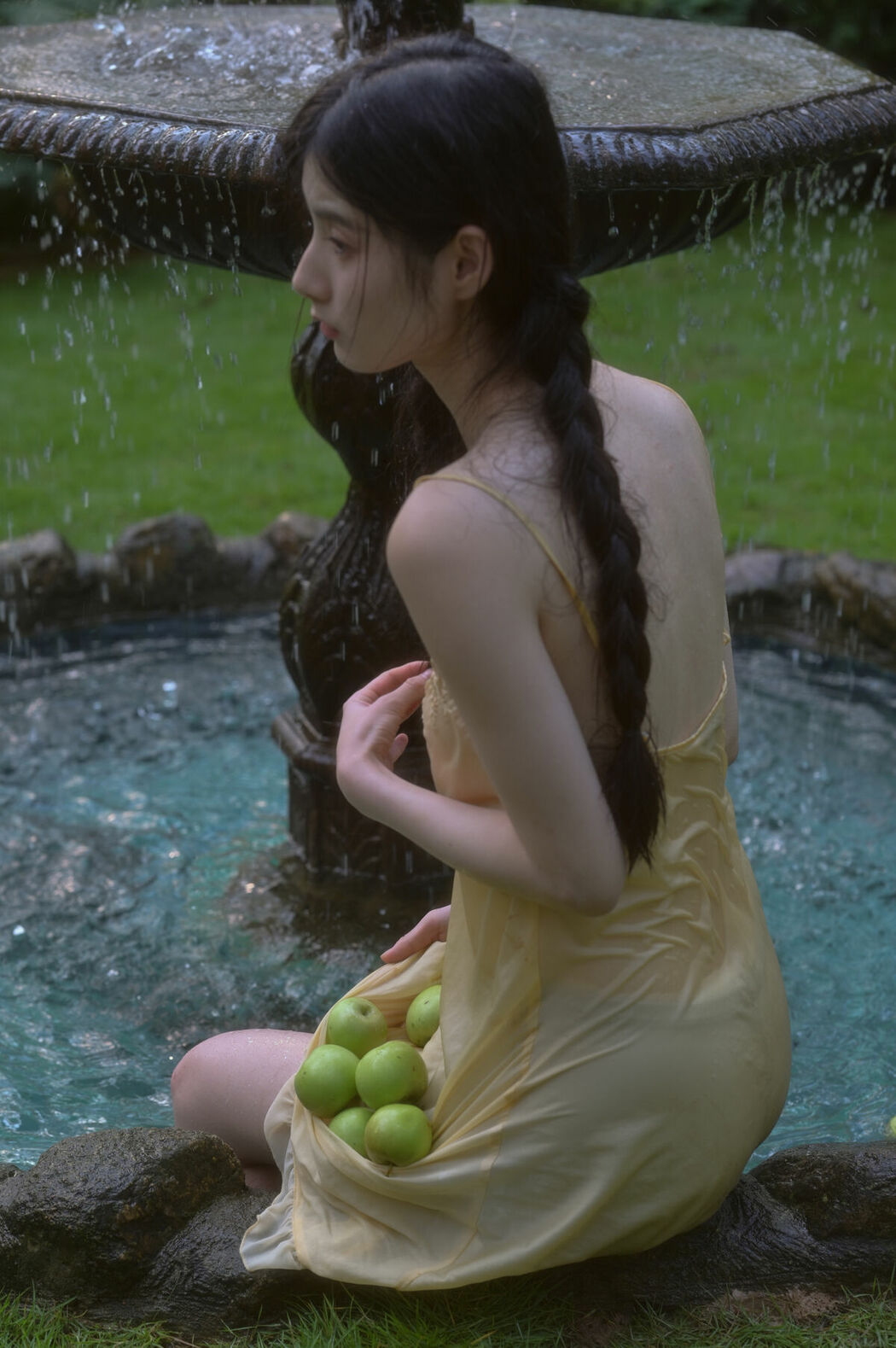 YiTuYu艺图语 Vol.9332 Yi Ming (54P)