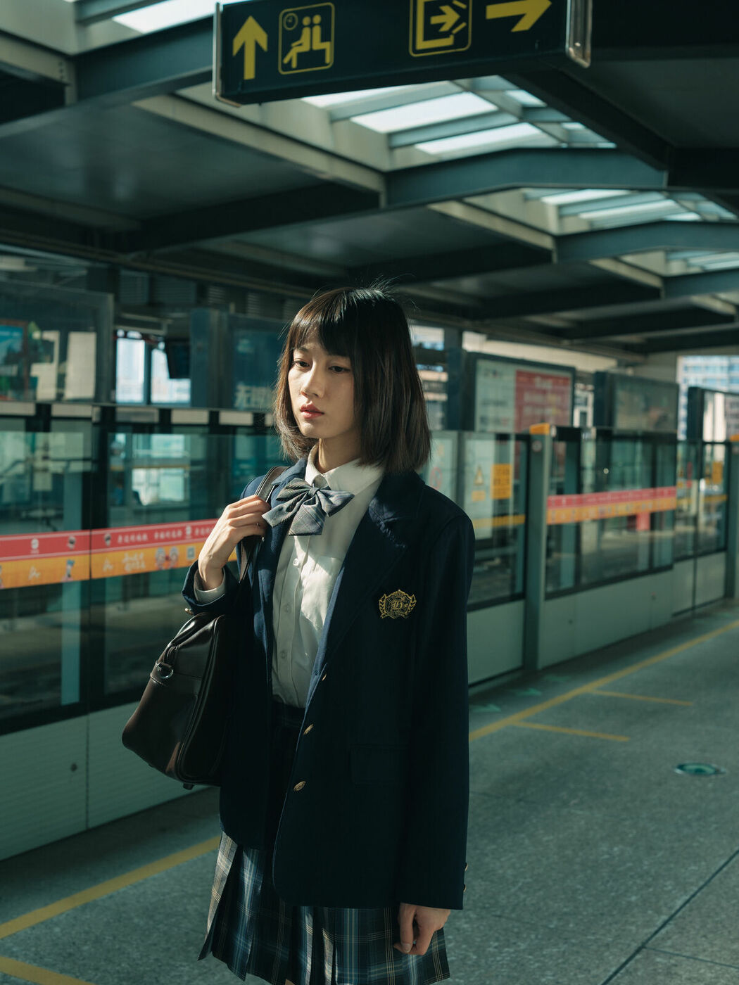 YiTuYu艺图语 Vol.9363 Qi Qi (44P)