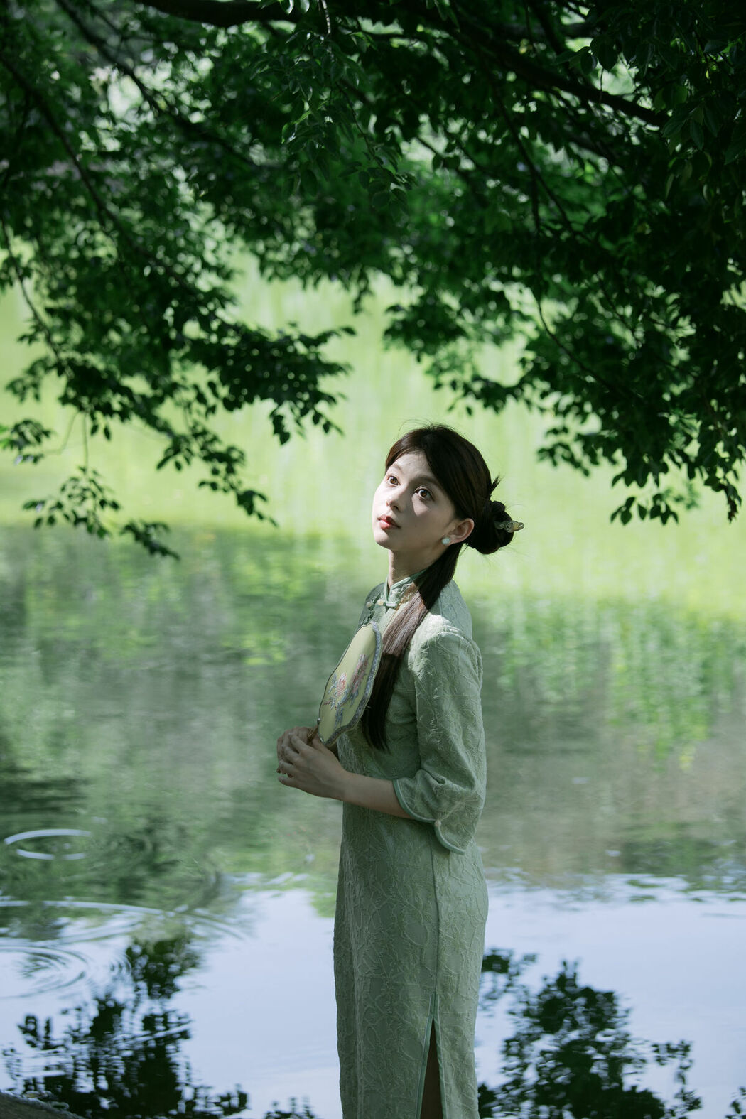 YiTuYu艺图语 Vol.9352 Qu Qi (25P)