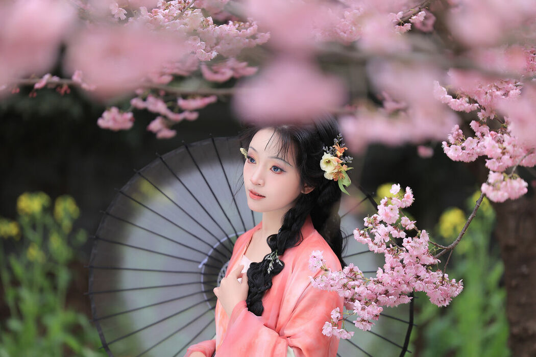 YiTuYu艺图语 Vol.9342 Kimi Fu Kun (16P)