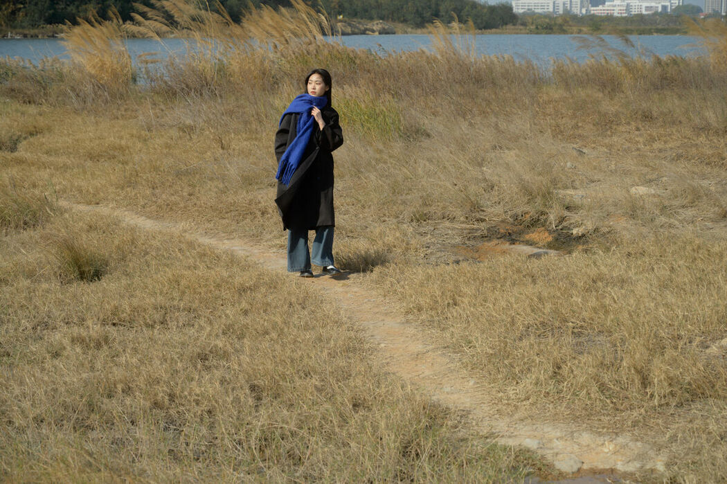 YiTuYu艺图语 Vol.9334 Ban Ge Yue Liang (18P)