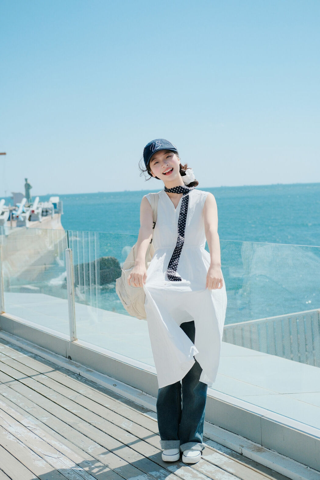 YiTuYu艺图语 Vol.9370 Ai Pai Ce Lian De Xiao Xiang (29P)