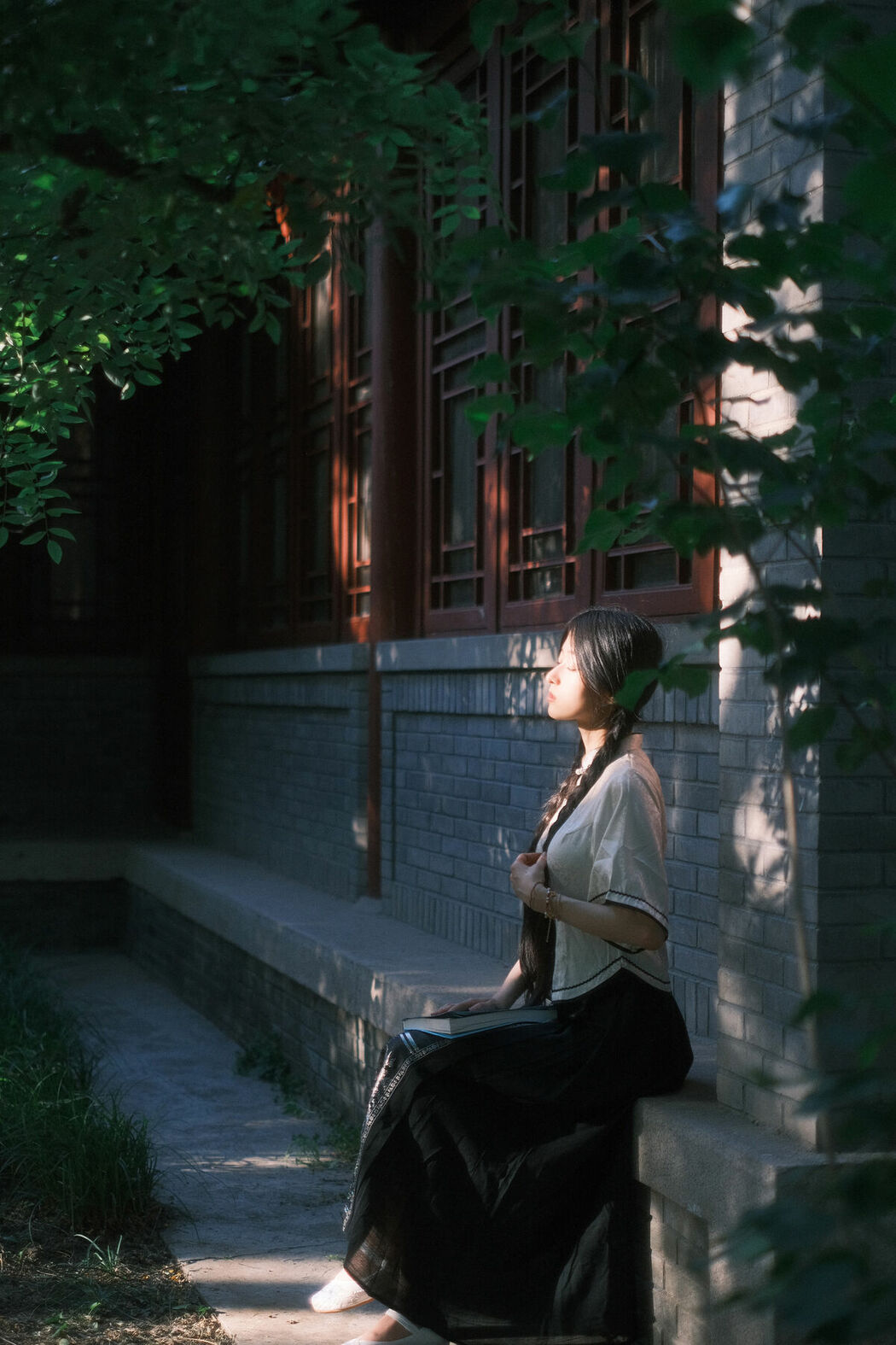 YiTuYu艺图语 Vol.9354 Xu Jia Yue (31P)