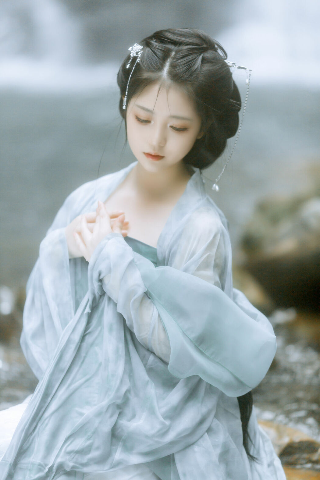 YiTuYu艺图语 Vol.9331 Qi Qi Ry (21P)