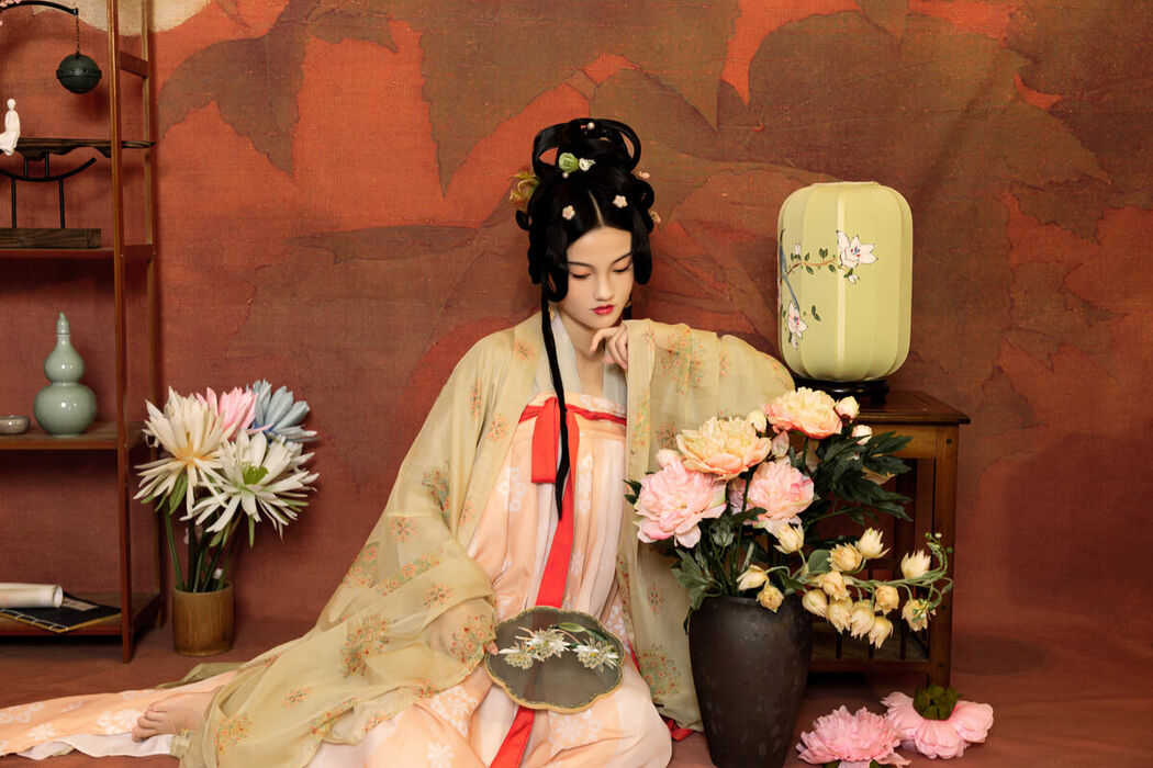 YiTuYu艺图语 Vol.9355 Shan Shan (17P)