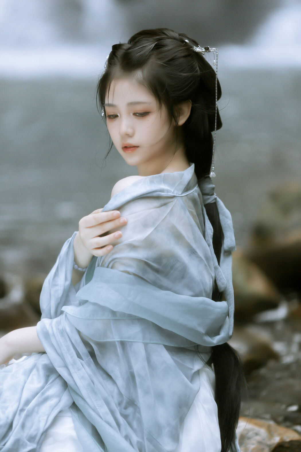 YiTuYu艺图语 Vol.9331 Qi Qi Ry (21P)