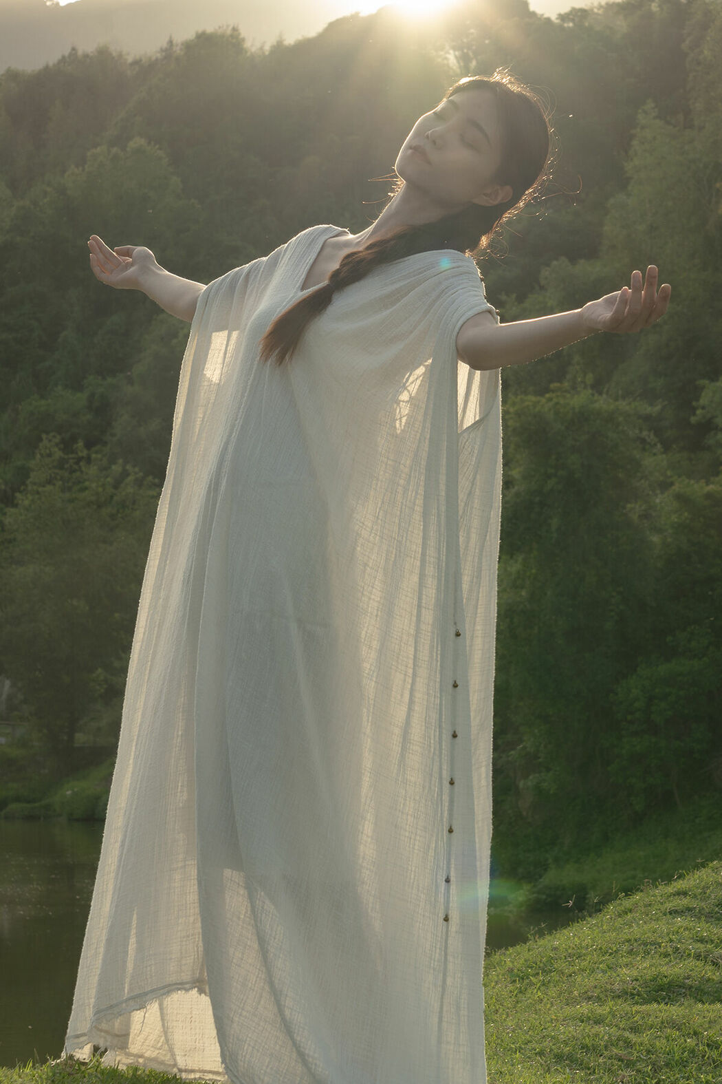 YiTuYu艺图语 Vol.9327 Ya (21P) Cover Photo