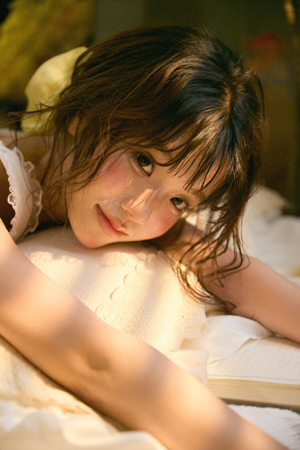 YiTuYu艺图语 Vol.9345 Xiao Xin Yi Yi (14P)