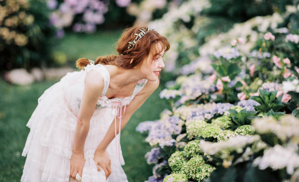 YiTuYu艺图语 Vol.9325 Sheng Chang Yu Si (14P)