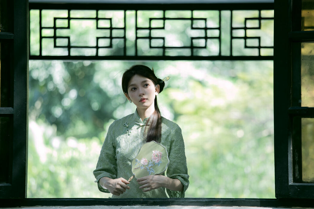 YiTuYu艺图语 Vol.9352 Qu Qi (25P)