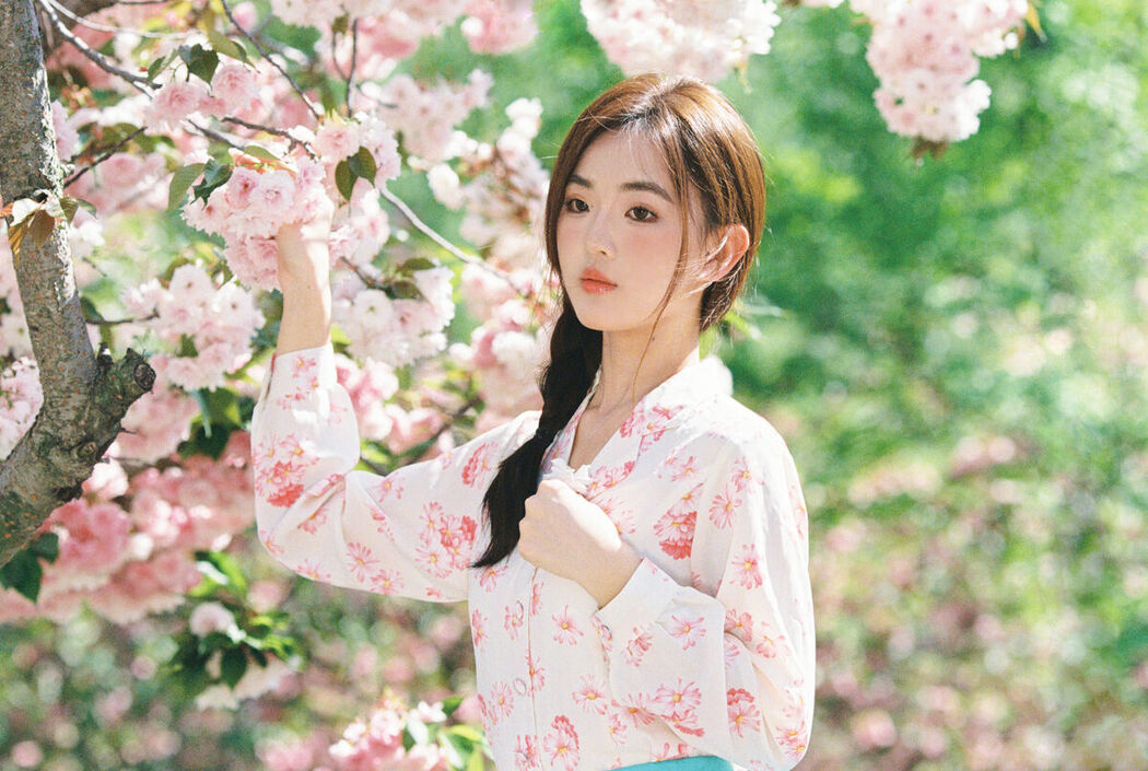 YiTuYu艺图语 Vol.9339 Yi Ming (15P)