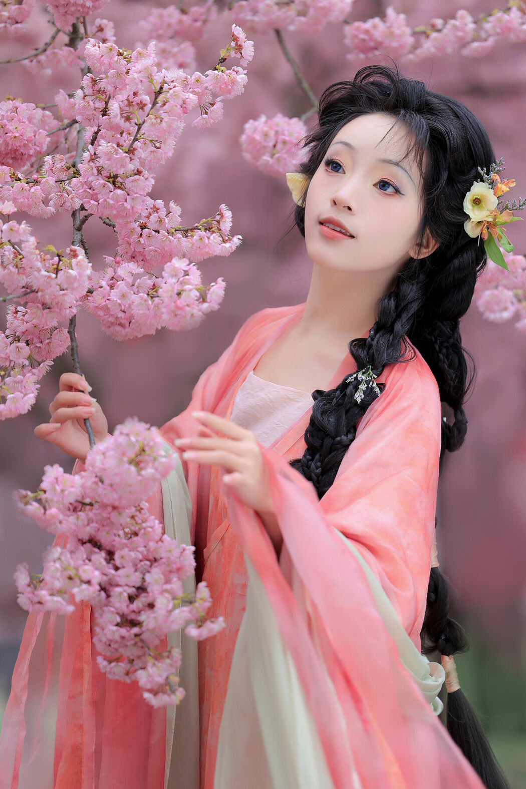 YiTuYu艺图语 Vol.9342 Kimi Fu Kun (16P)