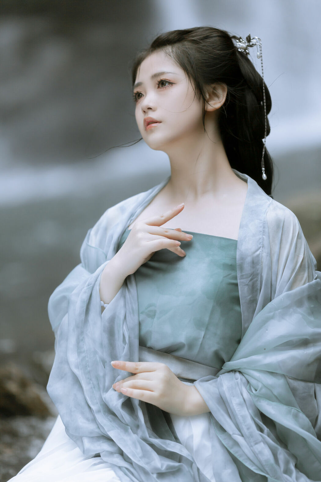 YiTuYu艺图语 Vol.9331 Qi Qi Ry (21P)