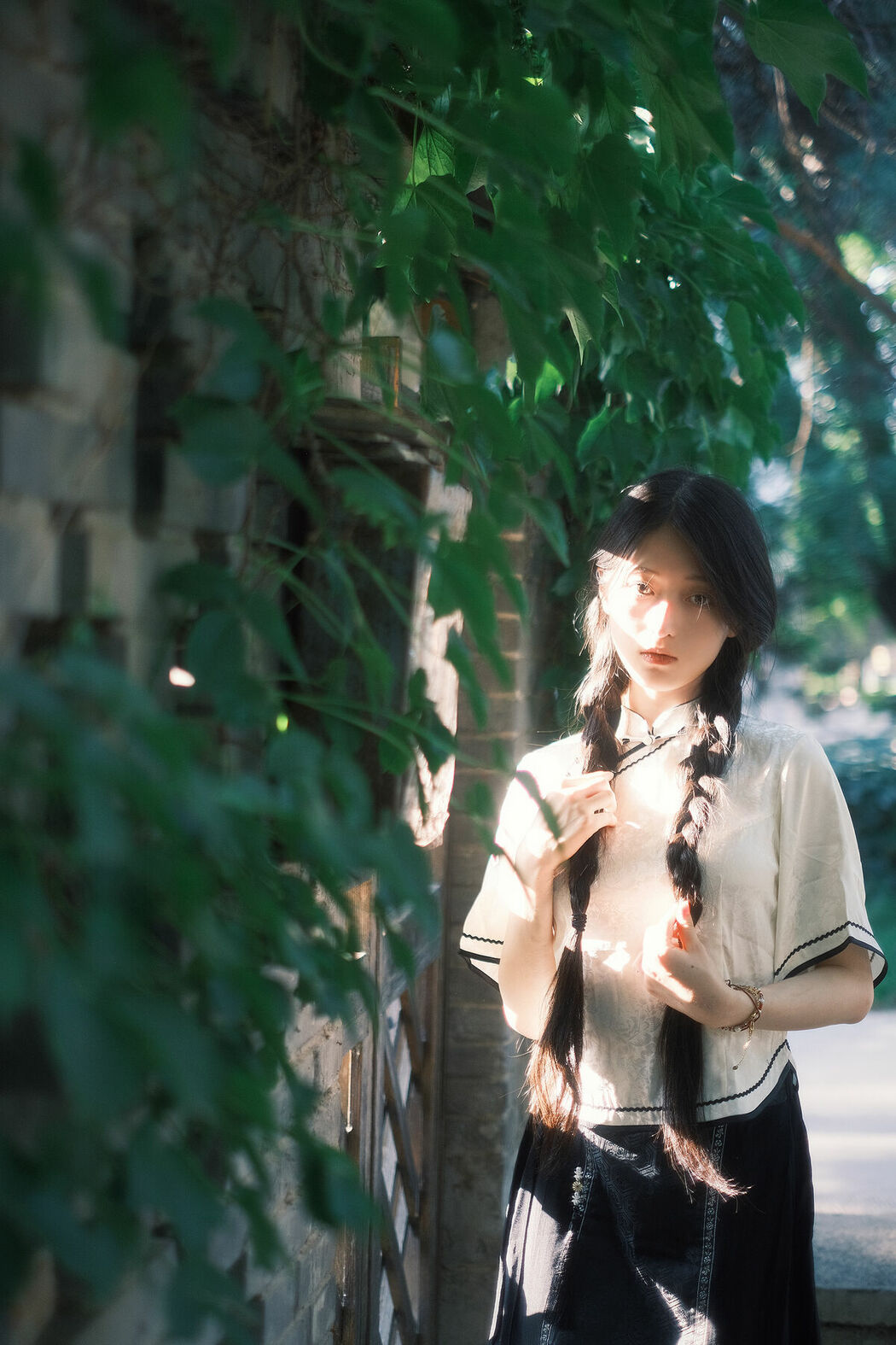 YiTuYu艺图语 Vol.9354 Xu Jia Yue (31P)