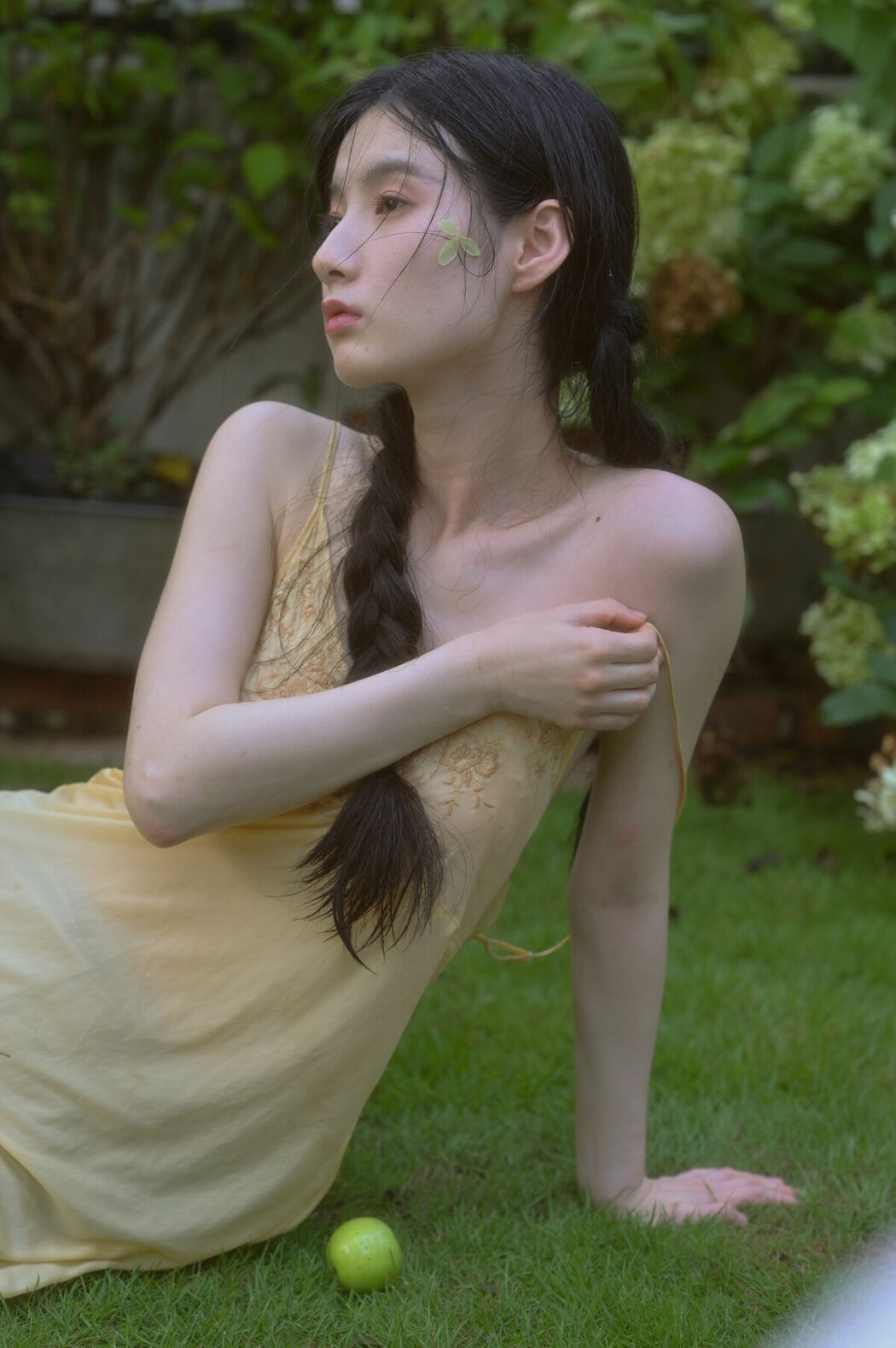 YiTuYu艺图语 Vol.9332 Yi Ming (54P)