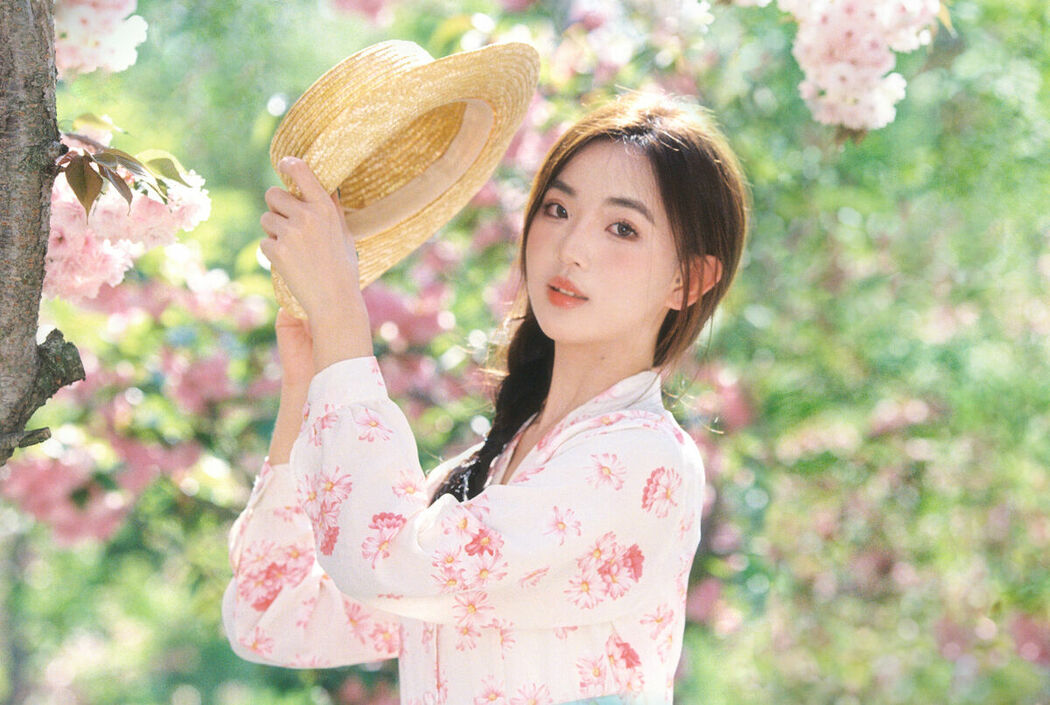 YiTuYu艺图语 Vol.9339 Yi Ming (15P)