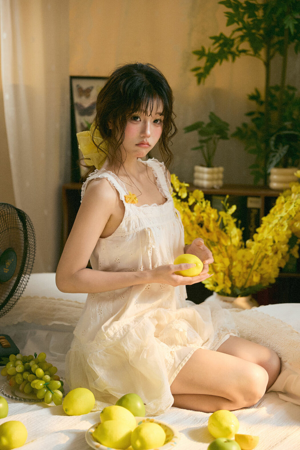 YiTuYu艺图语 Vol.9345 Xiao Xin Yi Yi (14P)